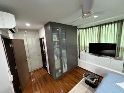 The Silver Spurz (D19), Semi-Detached #471229281